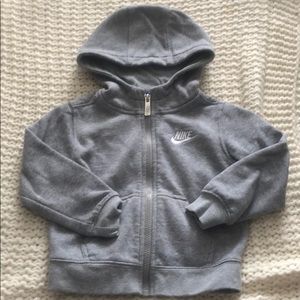 Nike jacket size 2t